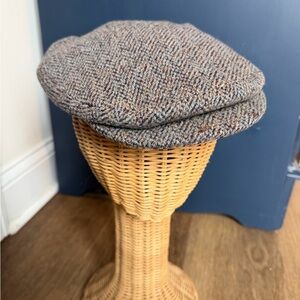 Vintage, Highlands Tweed Seifter
Associates Classic Brown Tweed
Wool Cap Size M